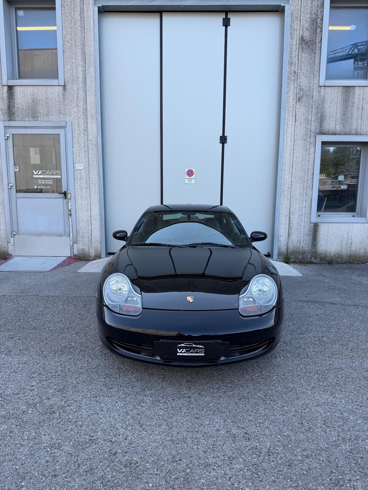 Porsche 996 Carrera Coupé