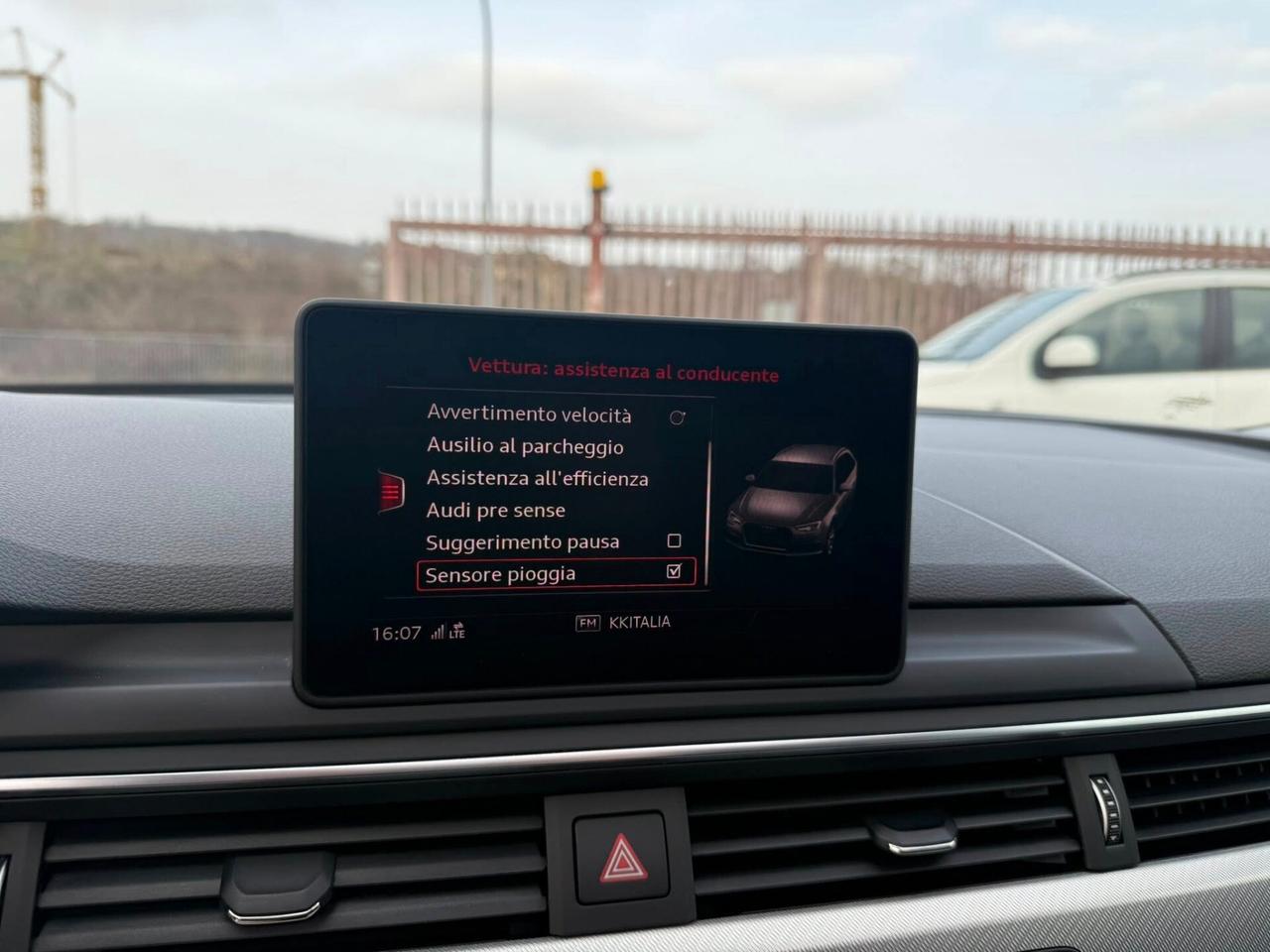 Audi A4 Avant 2.0 TDI 150 CV - TETTO APRIBILE-