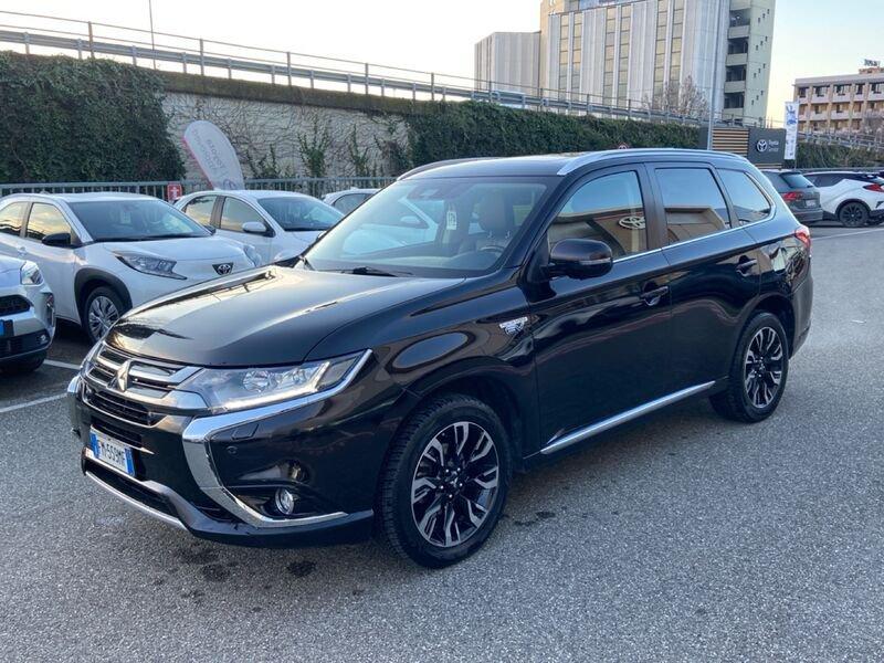 Mitsubishi Outlander PHEV 2.0 PHEV 4WD AUTO INSTYLE PLUS SDA