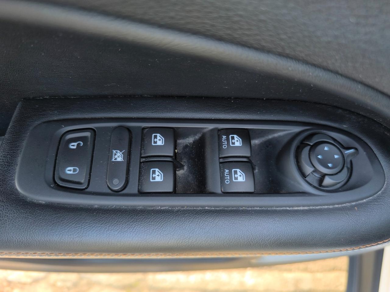 JEEP COMPASS BUSINESS 1.6 DIESEL 120cv LED/NAVI/SENS.POST