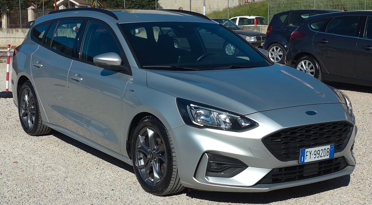 Ford Focus 1.5 EcoBlue 120cv ST-Line