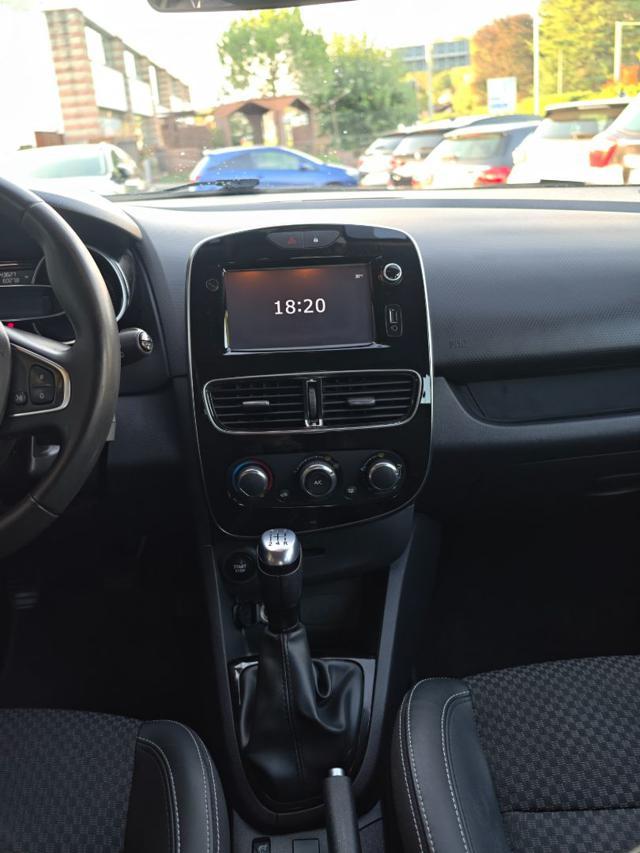 RENAULT Clio 1.2 75 CV 5 porte Duel