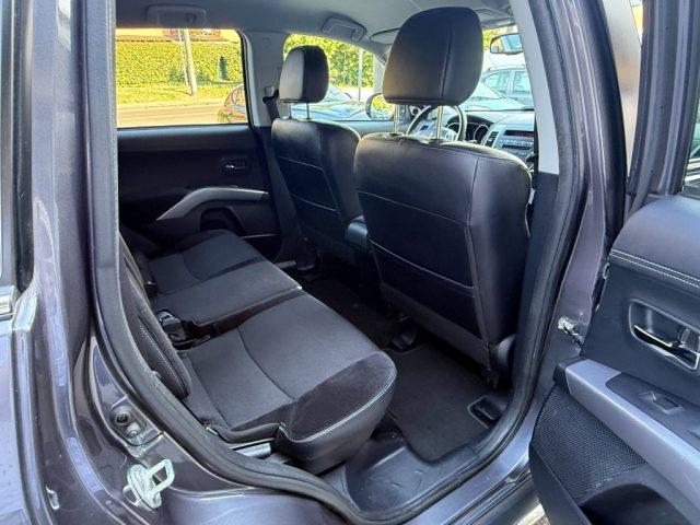 MITSUBISHI Outlander 2.2 DI-D Instyle DPF 7 p.ti UNICO PROPRIETARIO