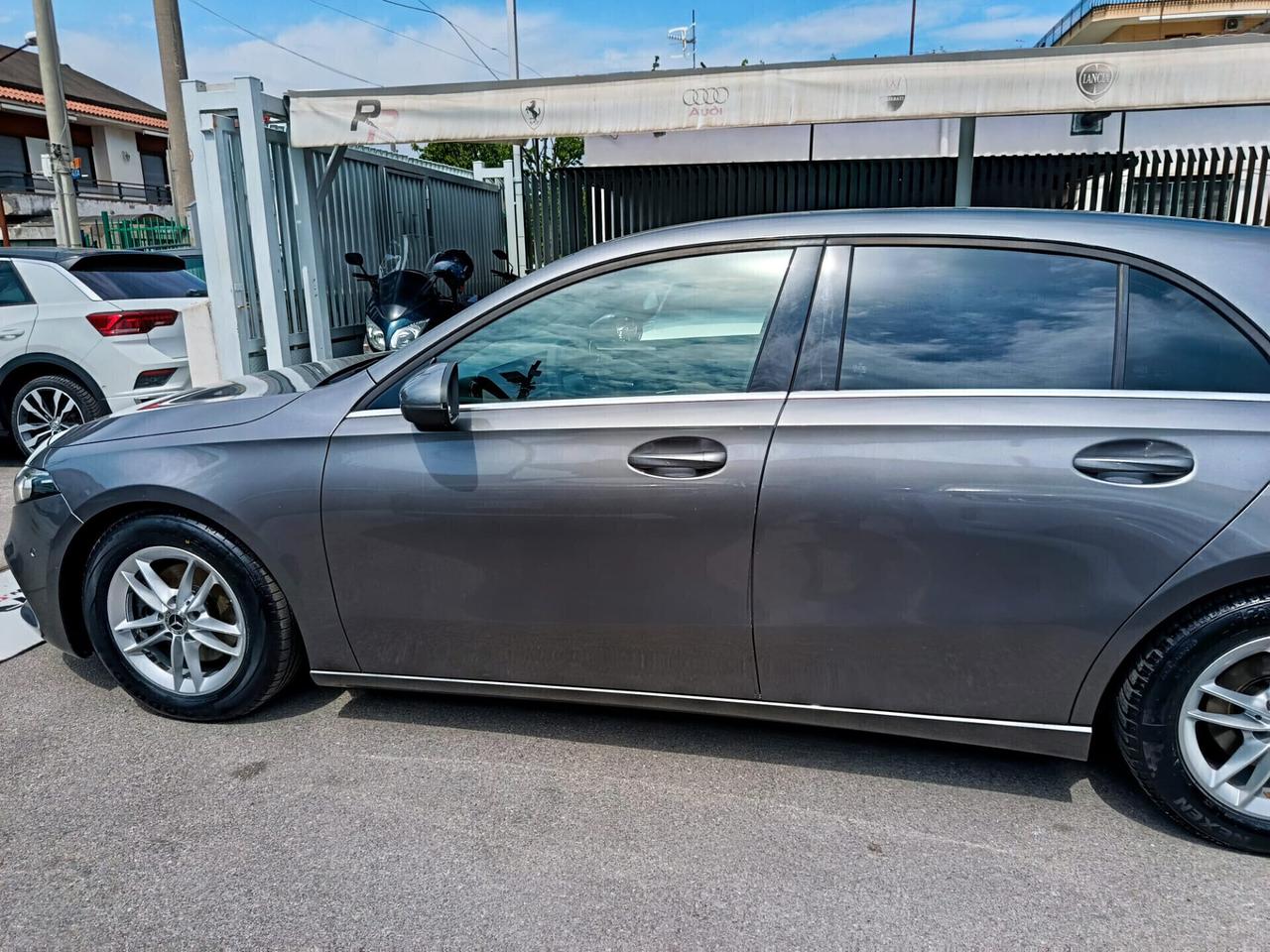 Mercedes-benz A 180 d Automatic Business