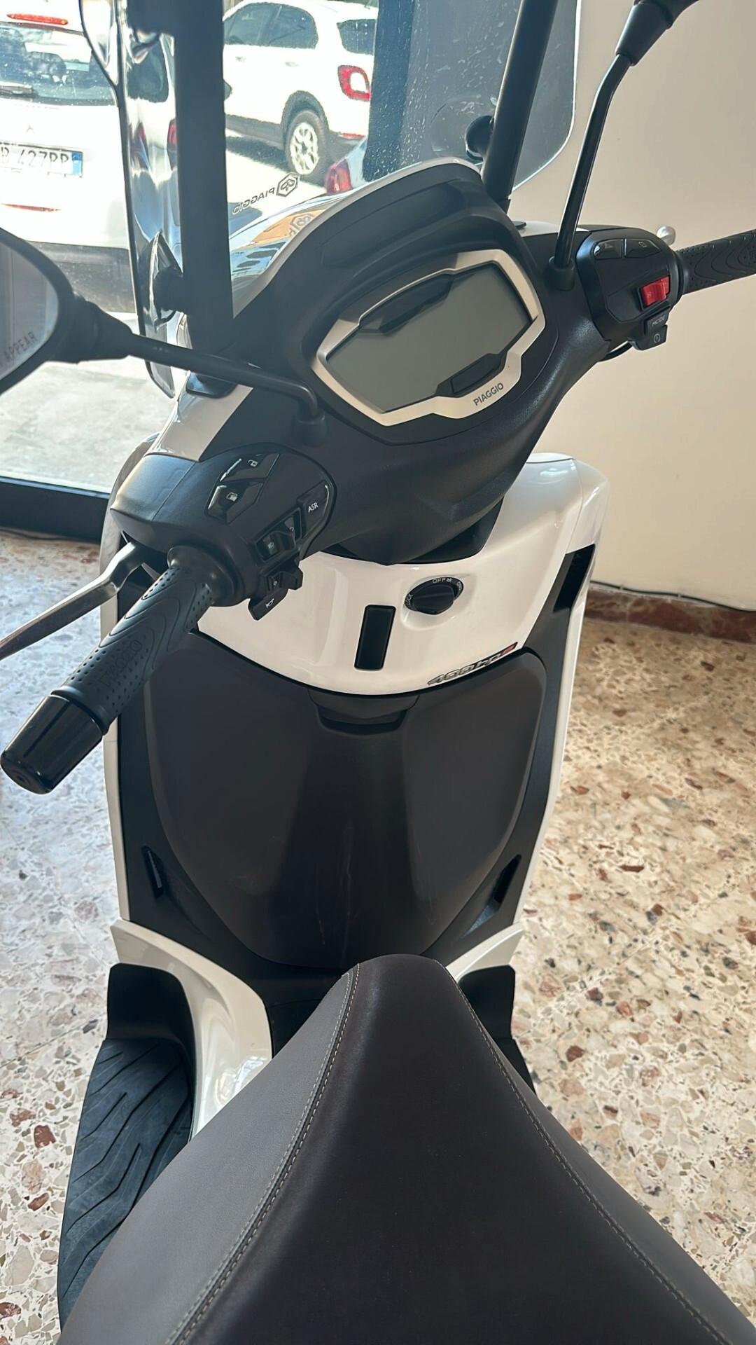 Piaggio Beverly 400 beverly 400 hpe