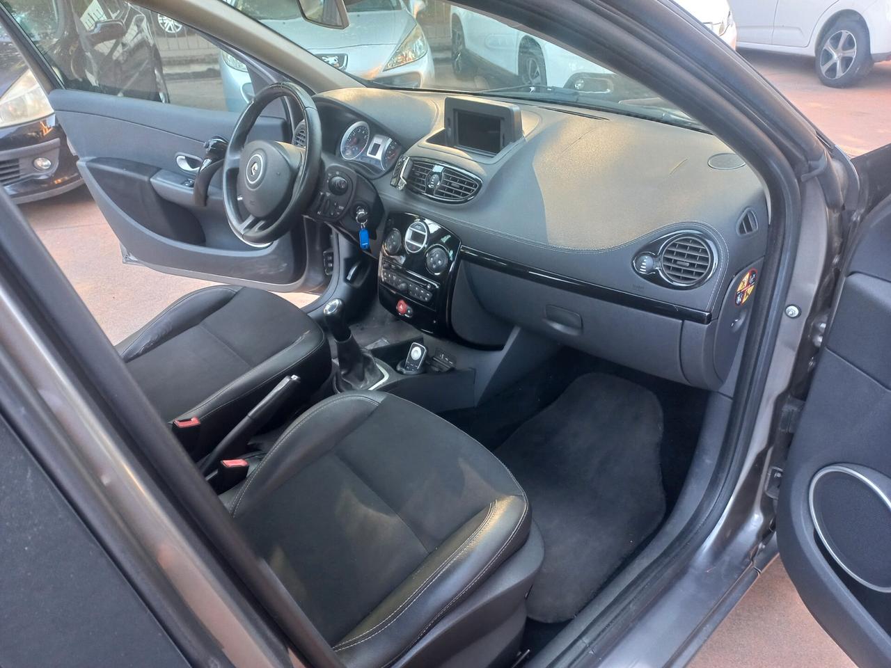 Renault Clio 1.2 16V TCE 105CV 5 porte Live!