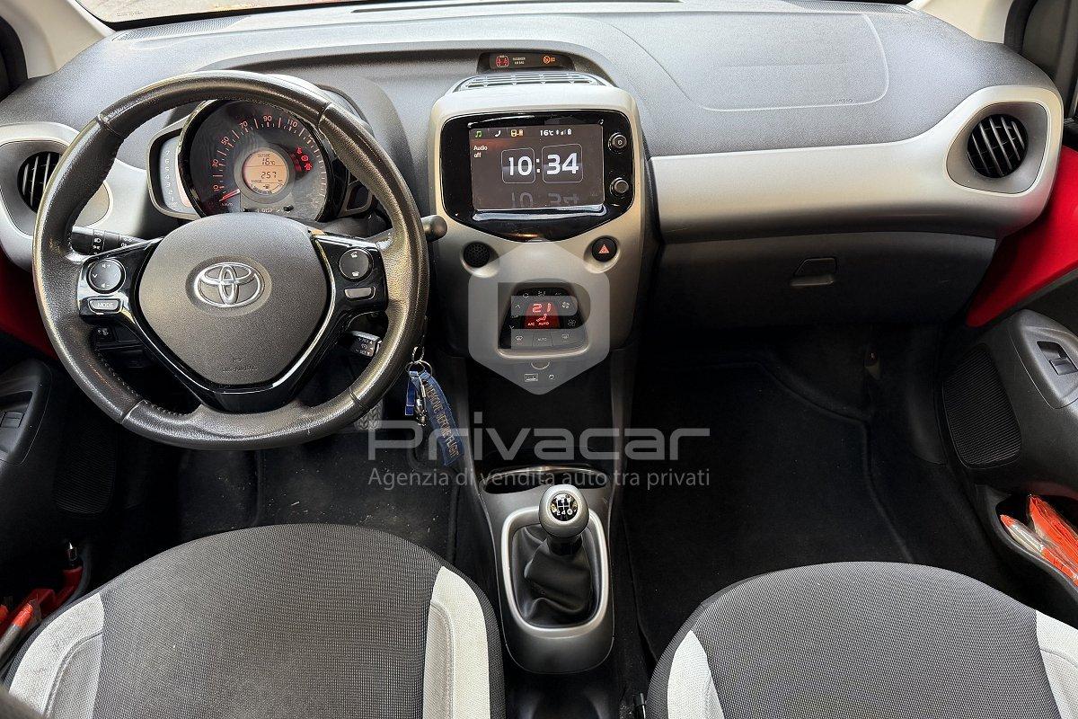 TOYOTA Aygo 1.0 VVT-i 69 CV 5 porte x-wave
