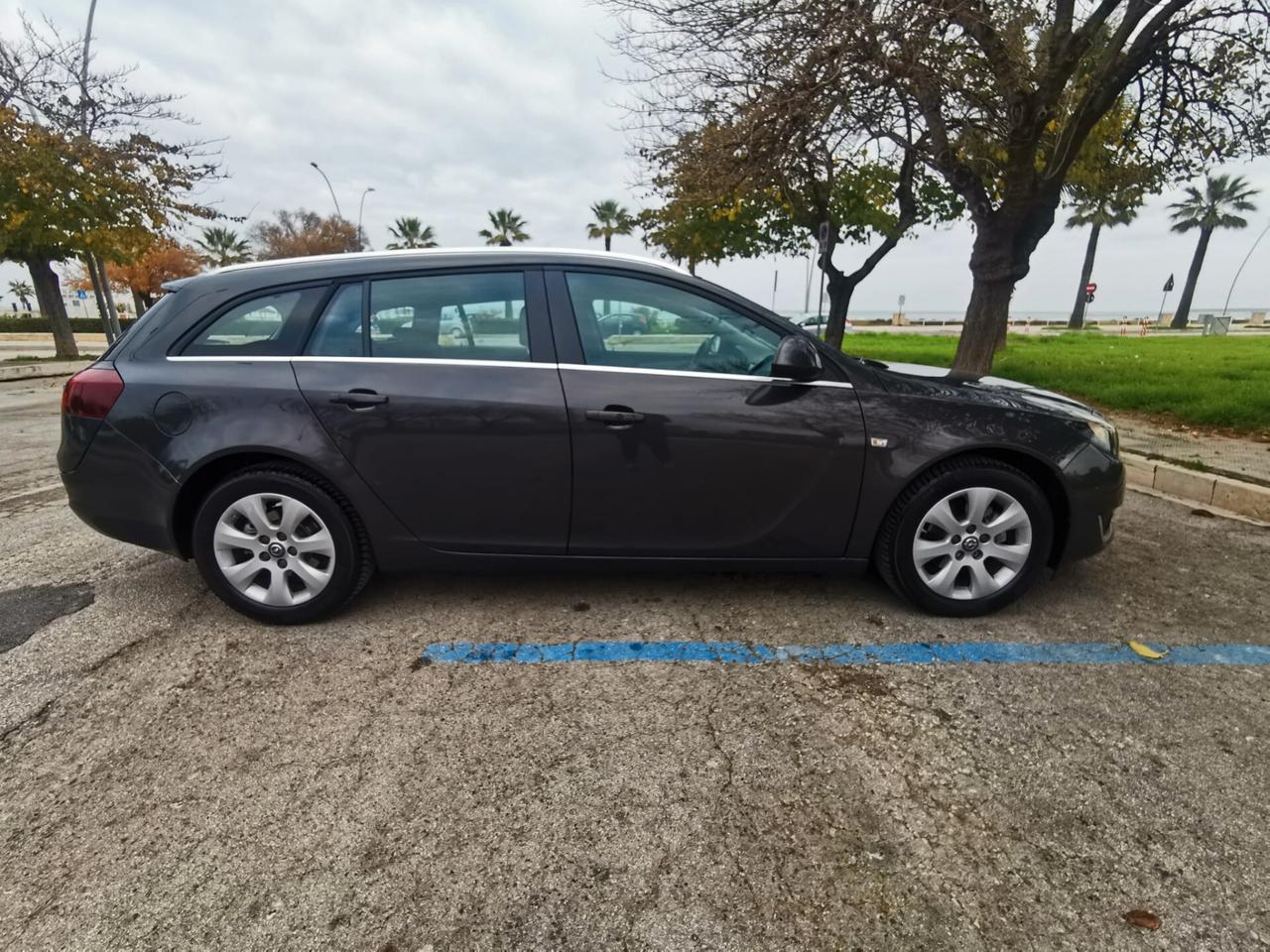 Opel Insignia 2.0 CDTI Sports Tourer aut. Cosmo 2014