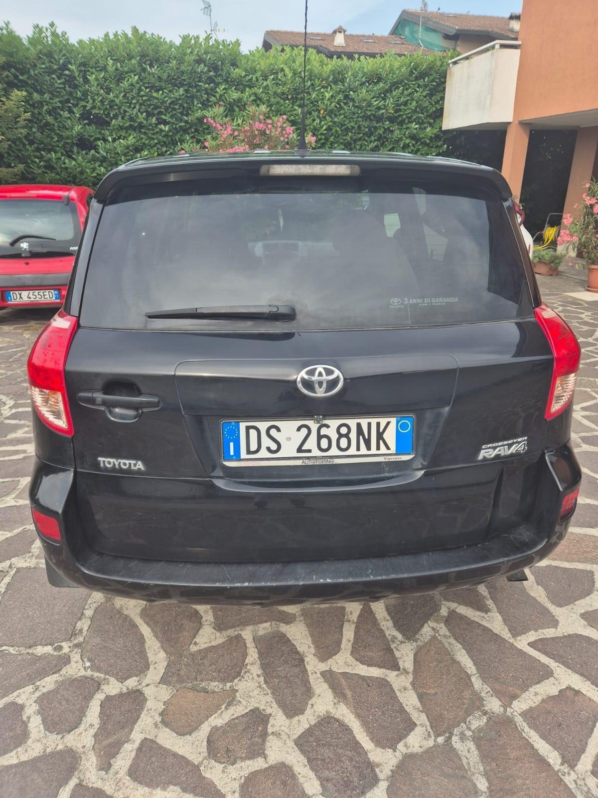 Toyota RAV 4 RAV4 2.2 D-4D 136 CV DPF Luxury