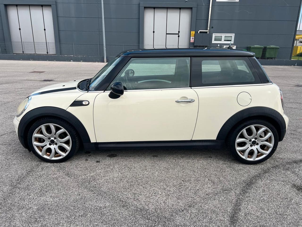 Mini 1.6 16V Cooper D Chili