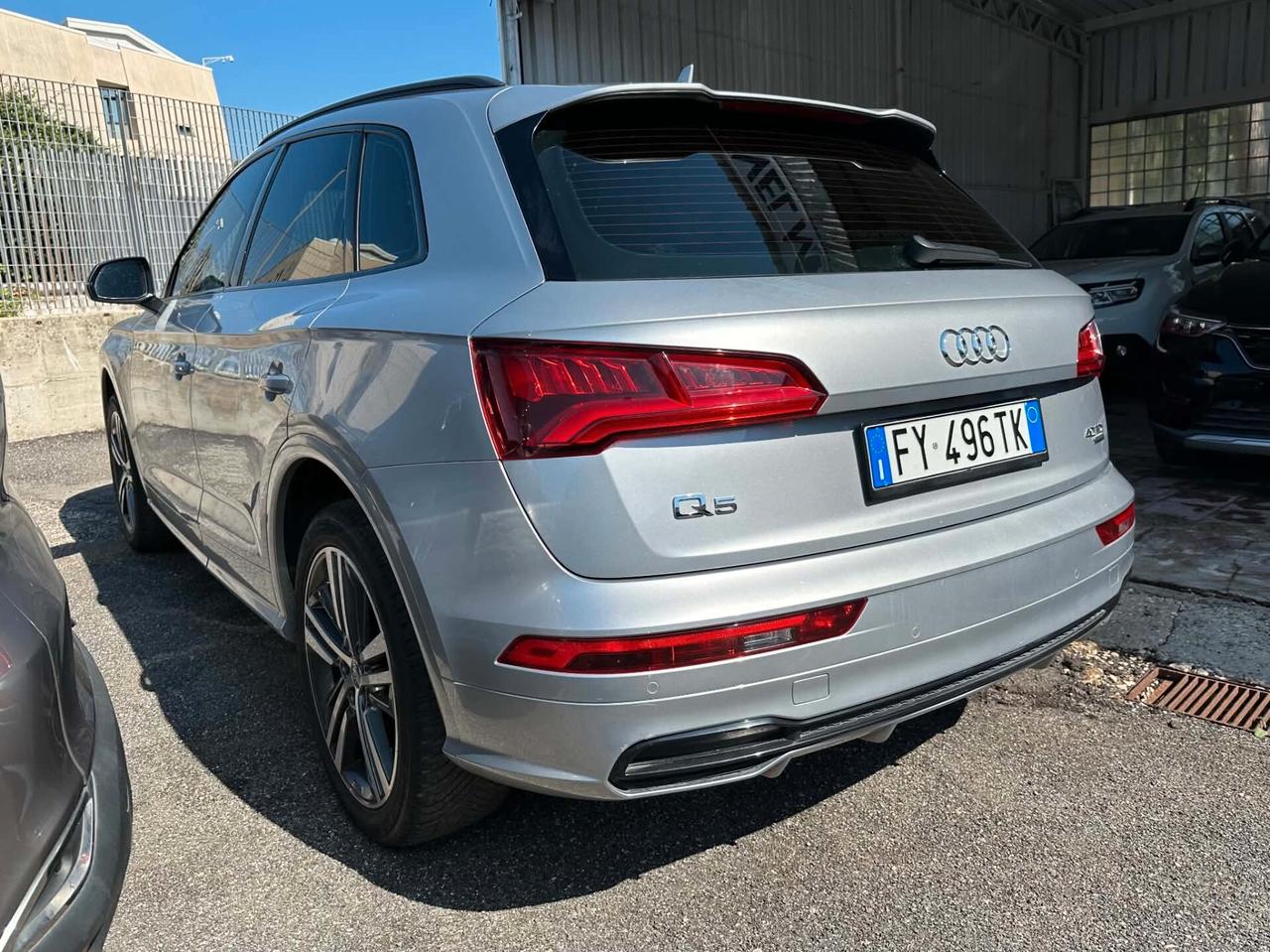 Audi Q5 40 TDI quattro S tronic Business Sport