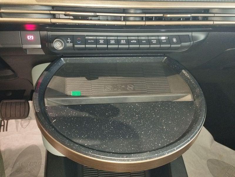 Lancia Ypsilon Ypsilon Hybrid e-DCT