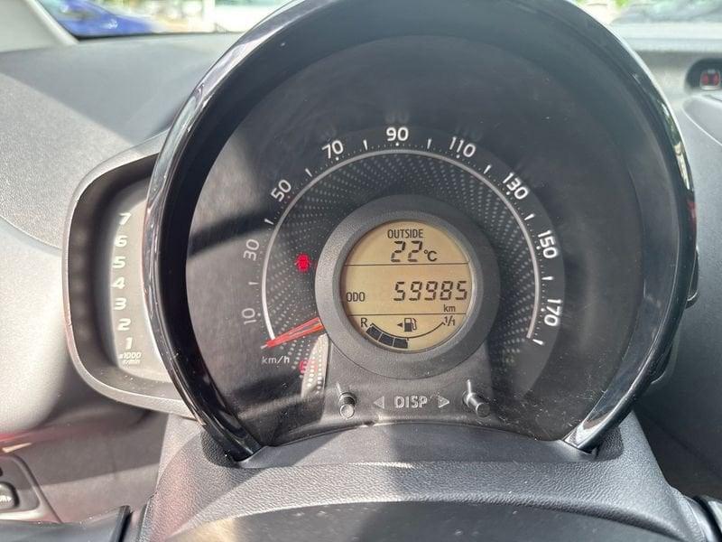 Toyota Aygo Aygo 5p 1.0 x-cool 72cv
