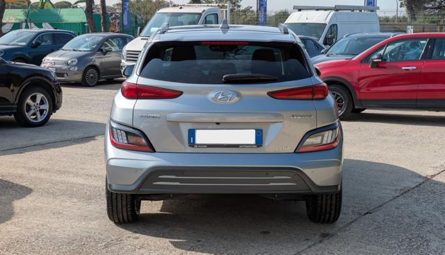 HYUNDAI Kona EV EXCLUSIVE 39KWH SPORT 136cv CAMBIO AL VOLANTE