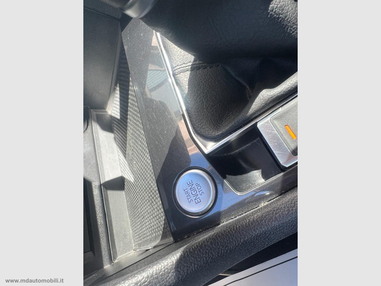 VOLKSWAGEN Tiguan Allsp. 2.0 TDI DSG Elegance 7 POSTI VIRTUAL IVA ESPOSTA