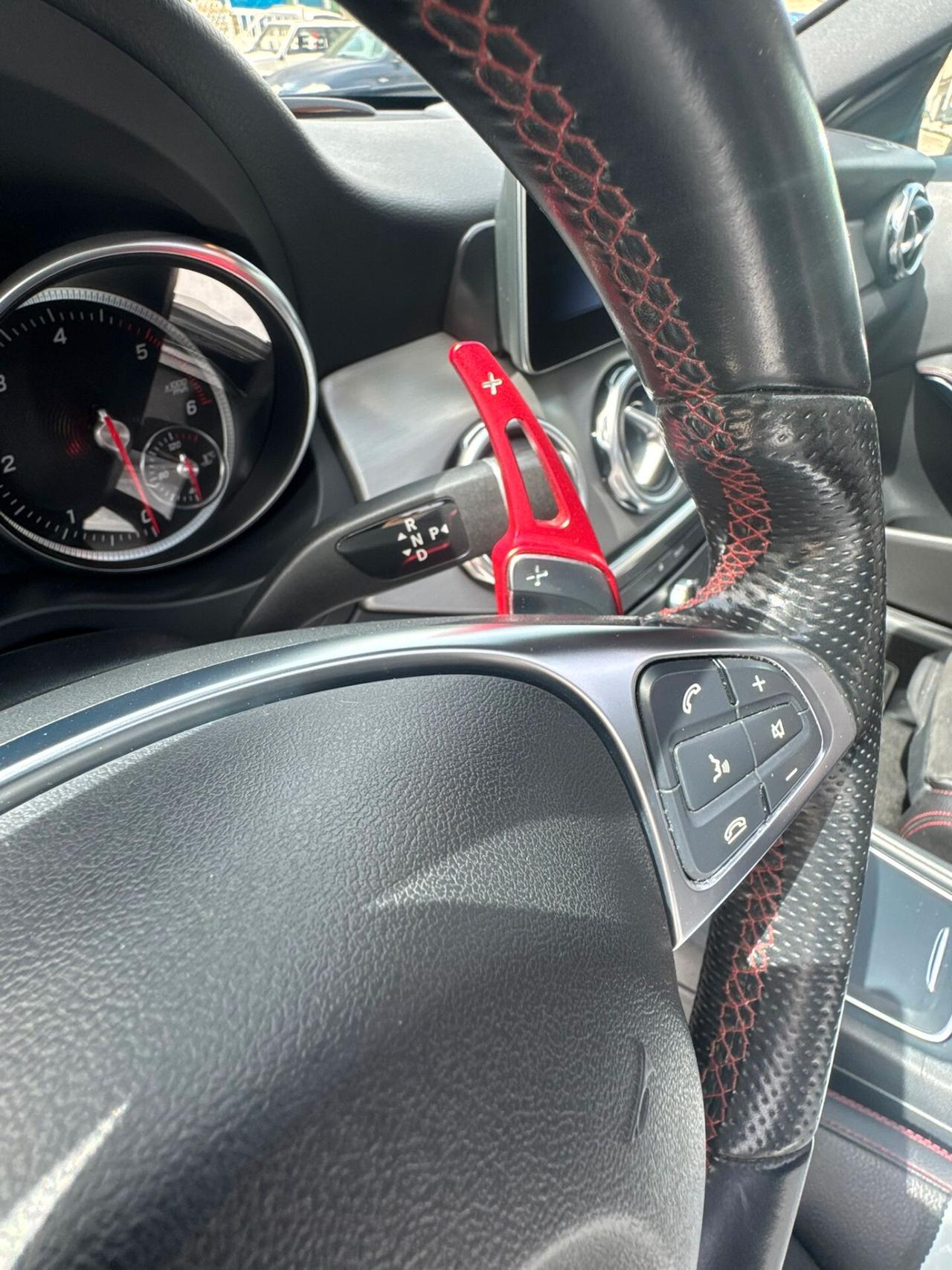 Mercedes-benz GLA 220 d Automatic 4Matic Premium Amg Garanzia