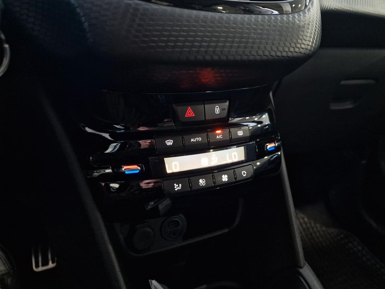 Peugeot 208 BlueHDi 75cv 5 porte Allure