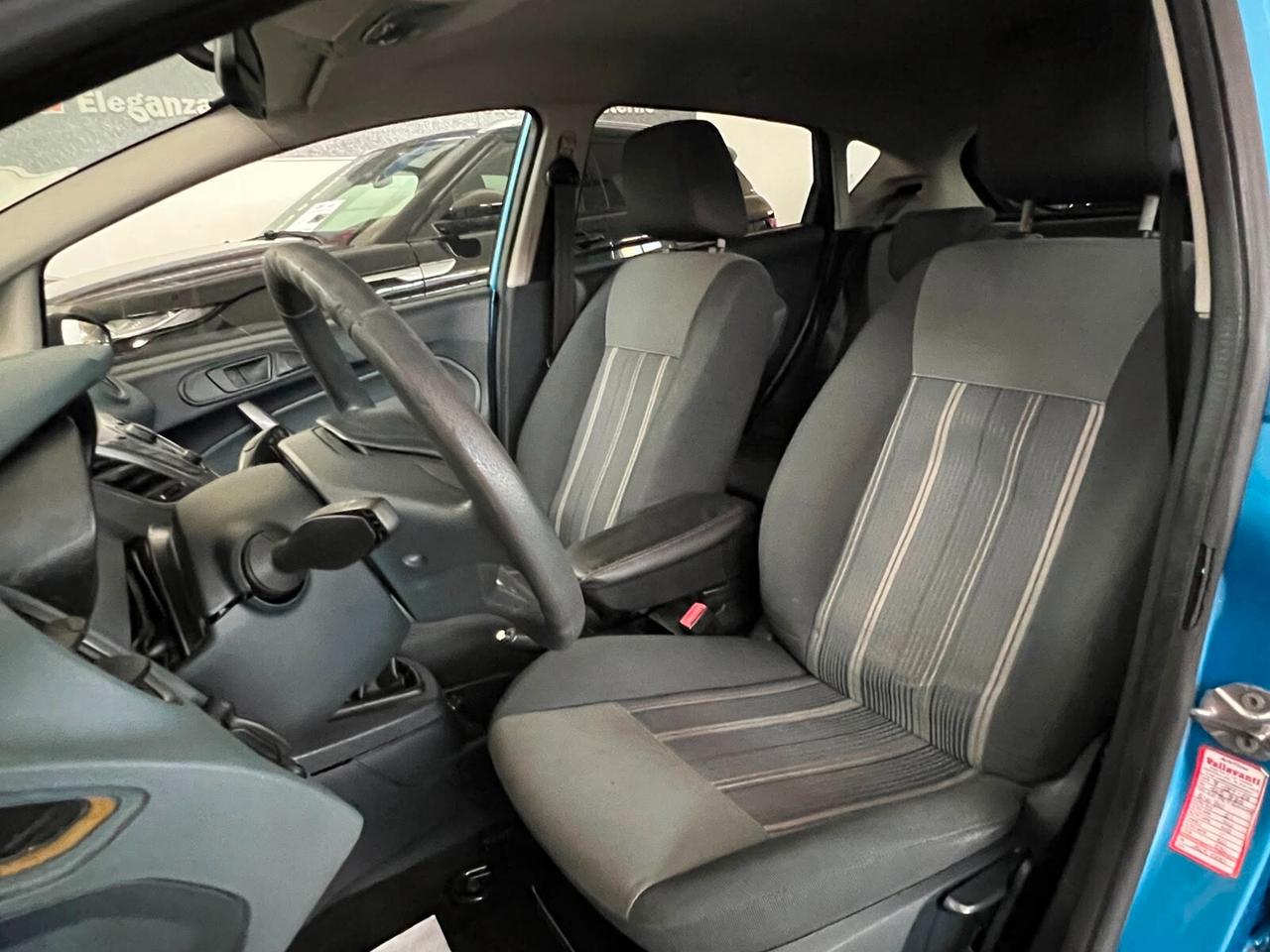 Ford Fiesta 1.4 68 CV TDCi - TITANIUM - 2010