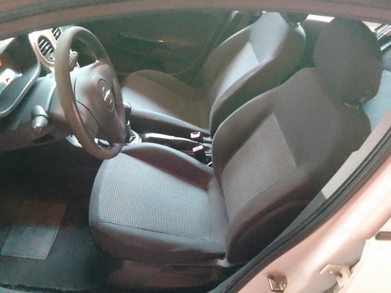 Opel Corsa 1.0 12V 5 porte Club OK NEO