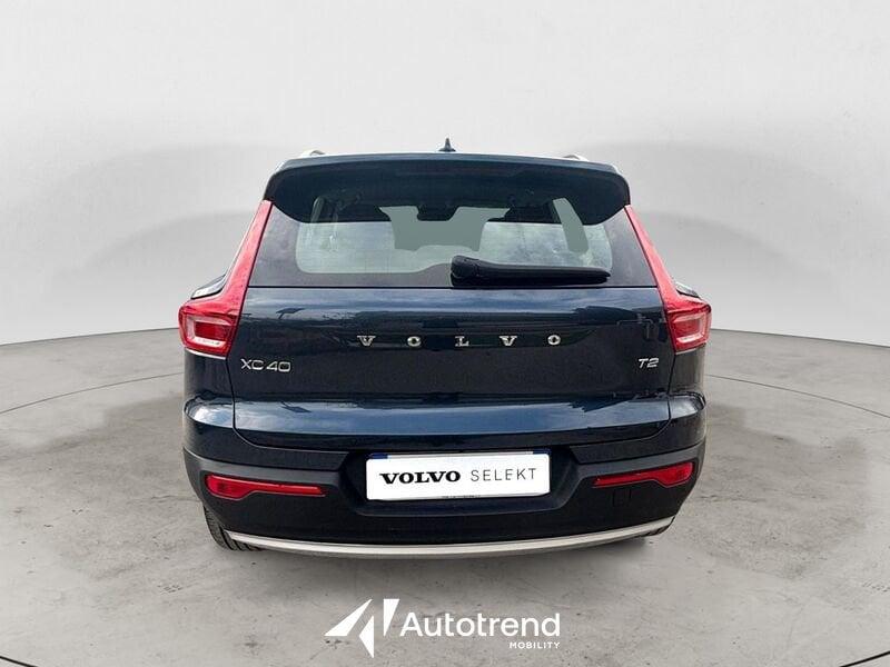Volvo XC40 T2 129 CV Automatica NAVI LED Momentum Pro N1 Autocarro