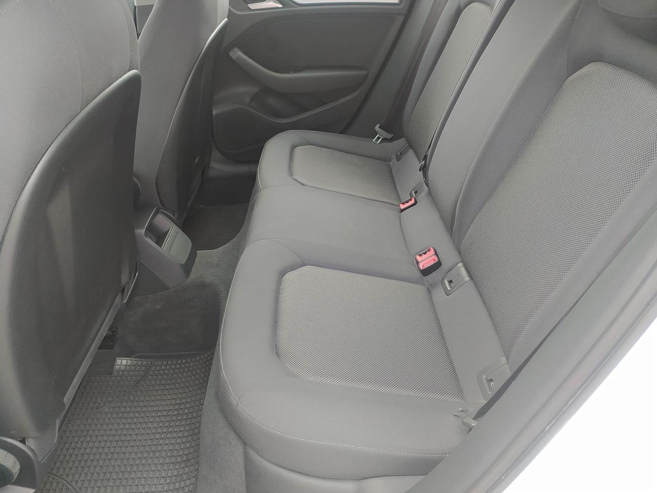 Audi A3 Business Line 2.0 35 TDI #7770