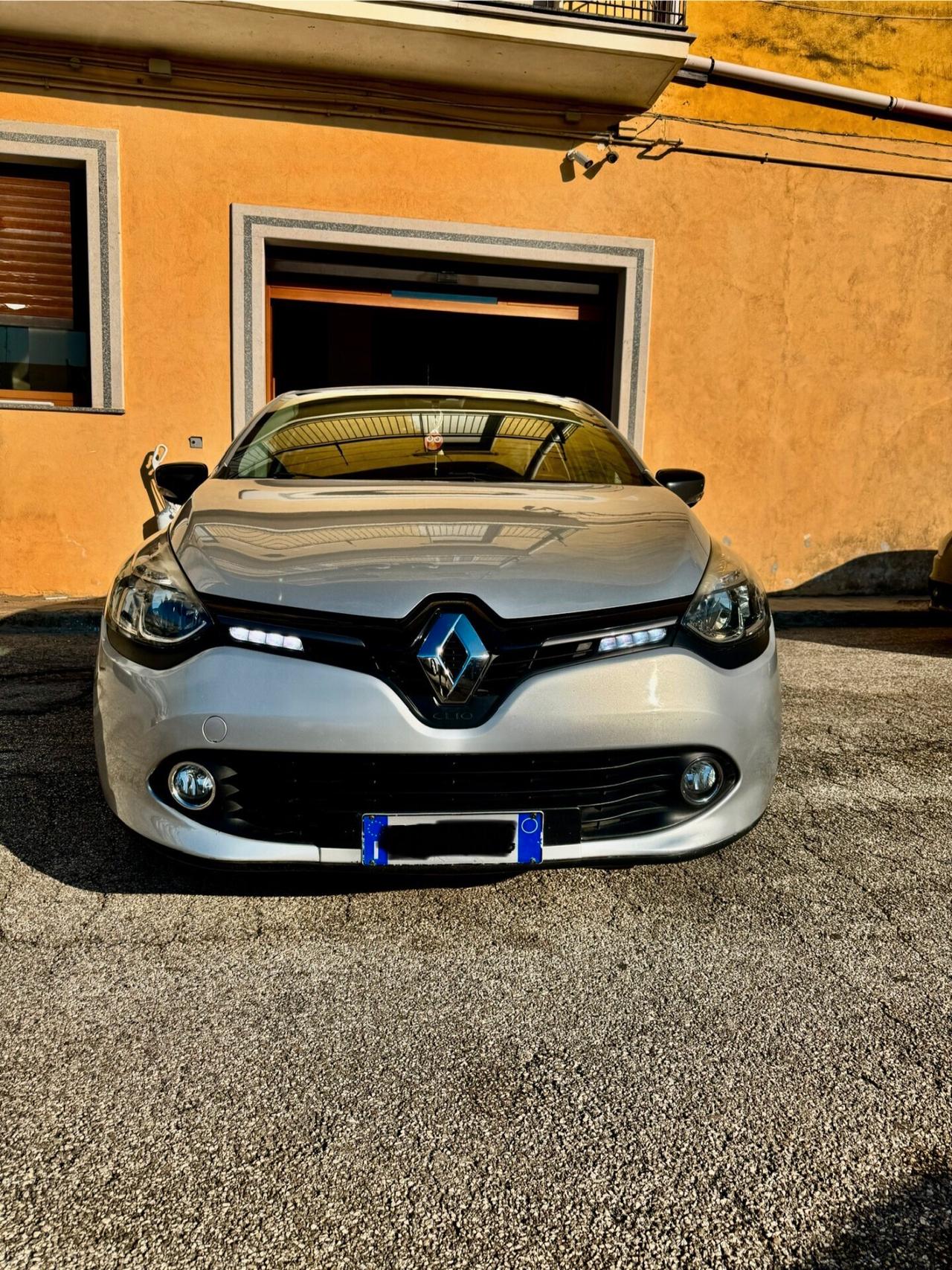 Renault Clio 1.2 75CV 5 porte Zen