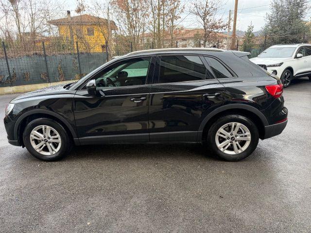 AUDI Q3 35 TDI quattro S tronic Business Advanced