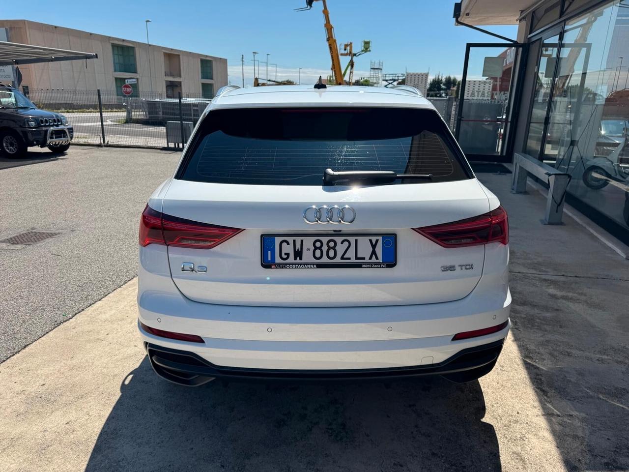 Audi Q3 35 TDI S tronic line edition