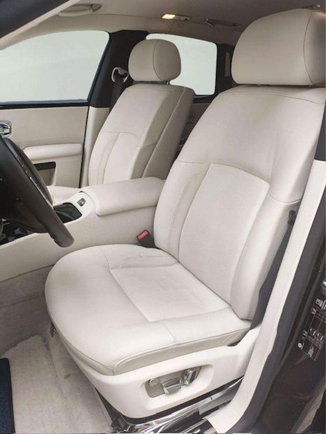 ROLLS-ROYCE Ghost 6.6