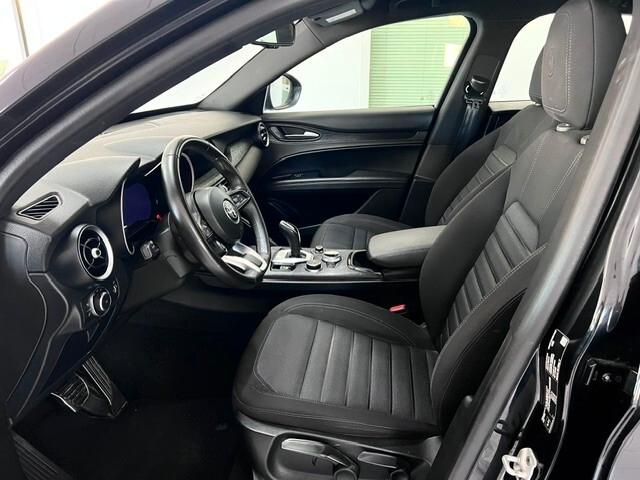Alfa Romeo Stelvio 2.2 Turbodiesel 160 CV AT8 RWD Super