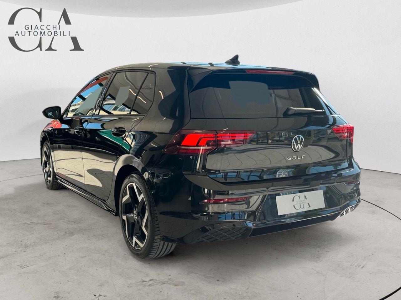 Volkswagen Golf 2.0 tdi R-Line 150cv dsg