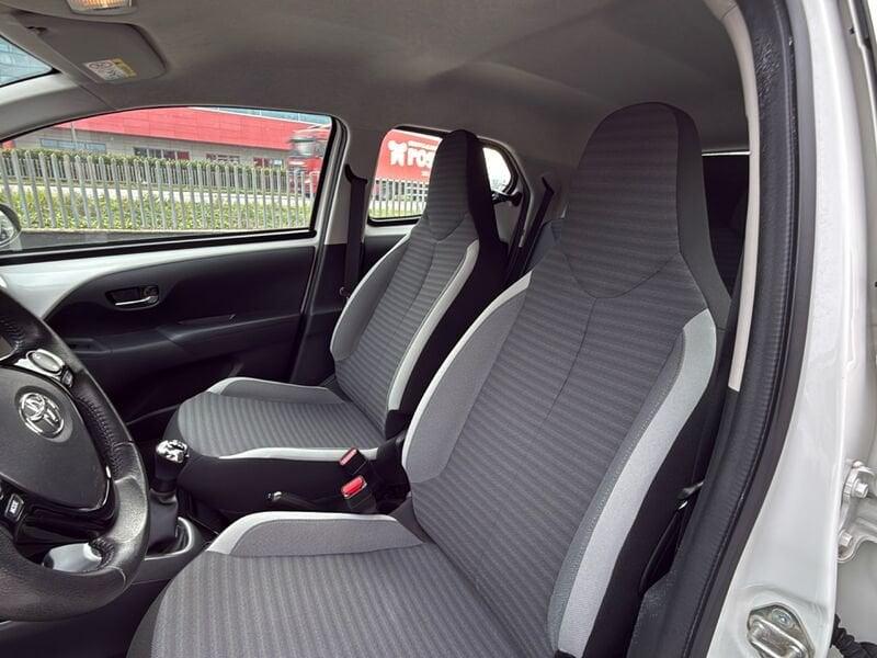 Toyota Aygo Aygo Connect 1.0 VVT-i 72 CV 5 porte x-fun