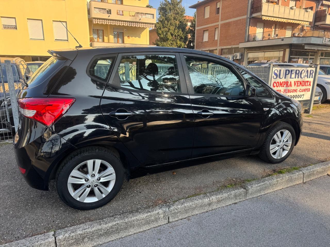 Hyundai iX20 1.4 90 CV neopaten garanzia 12 mesi
