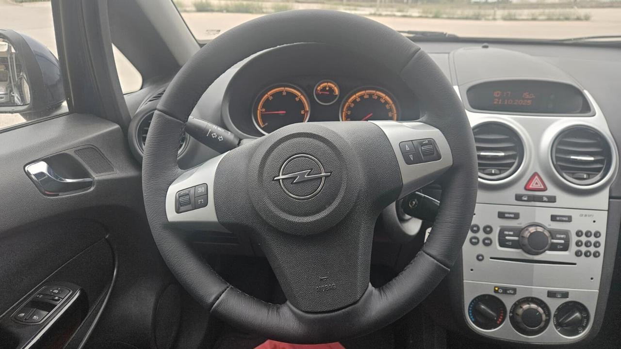 Opel Corsa 1.3 95CV 5 porte