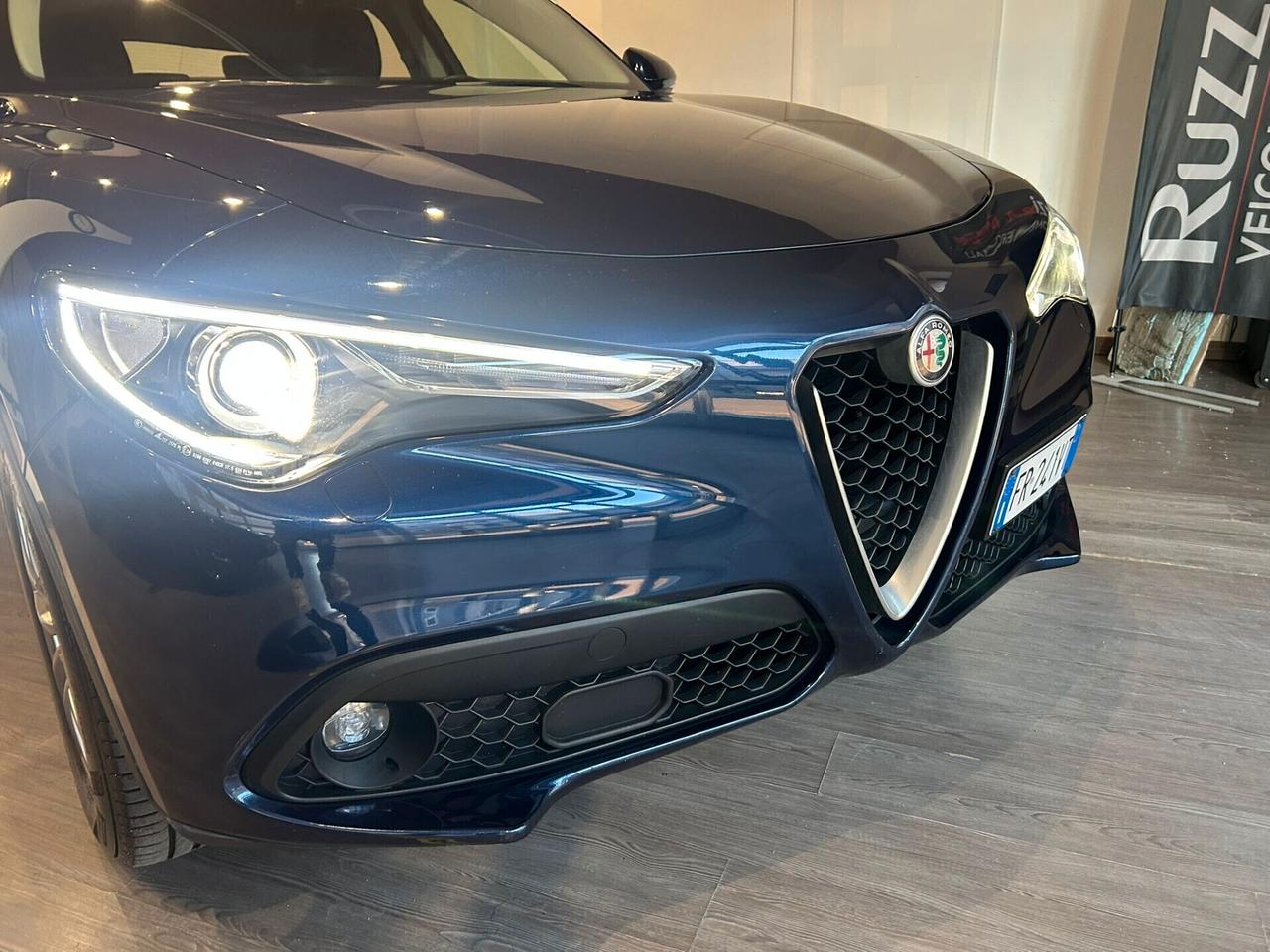Alfa Romeo Stelvio 2.2 Turbodiesel 210 CV AT8 Q4 Business