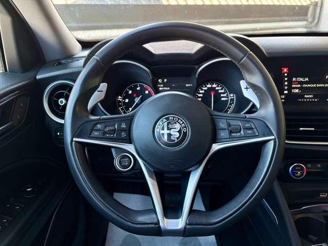 Alfa Romeo Stelvio 2.2 Turbo Diesel 190CV AT8 Q4 Sport-Tech