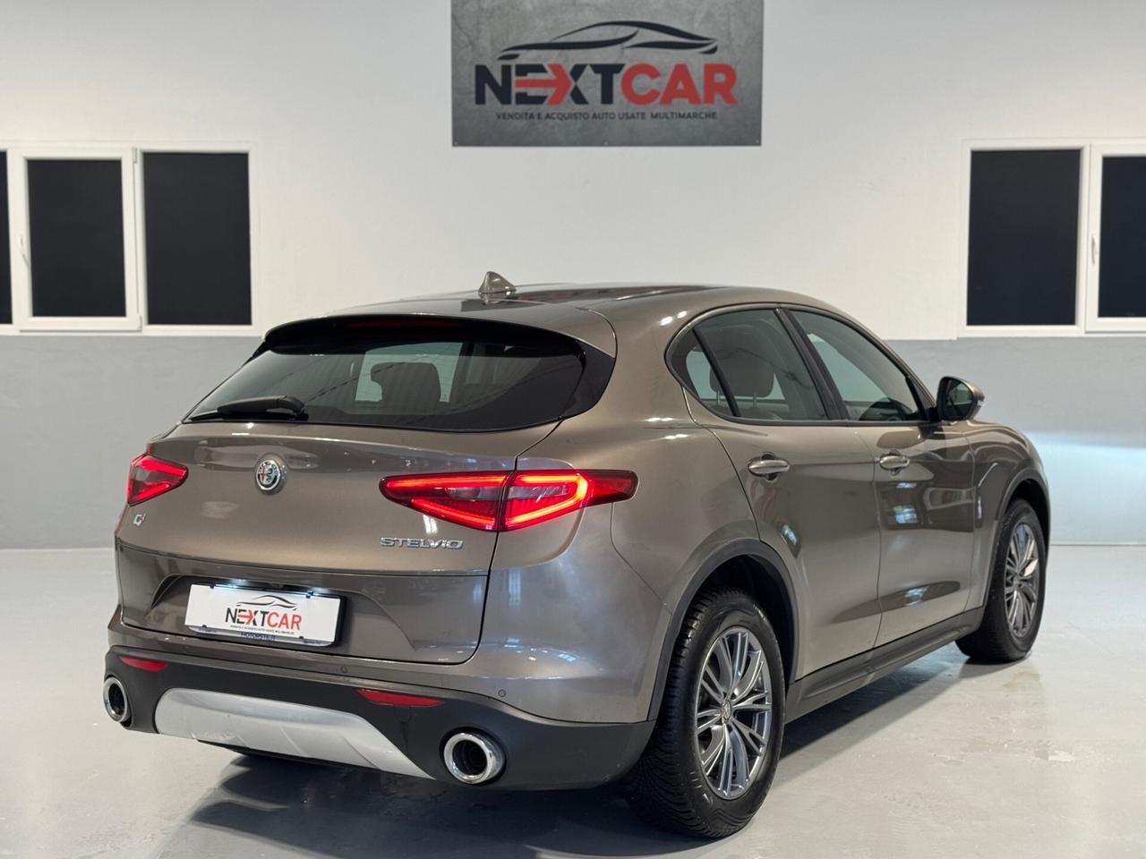 Alfa Romeo Stelvio 2.2 T 180 CV Q4
