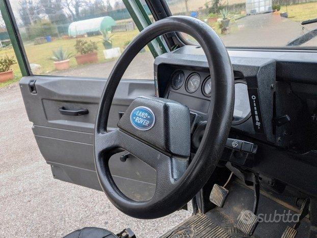 Land Rover Defender 90 2.5 Td5 122CV 4x4