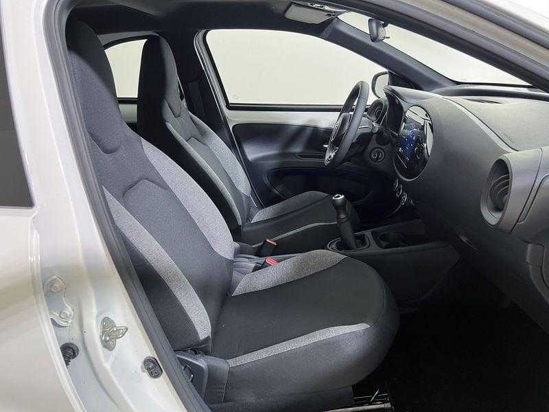 Toyota Aygo X Aygo X 1.0 Active 72cv