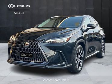 Lexus NX Hybrid Premium 4WD MY22