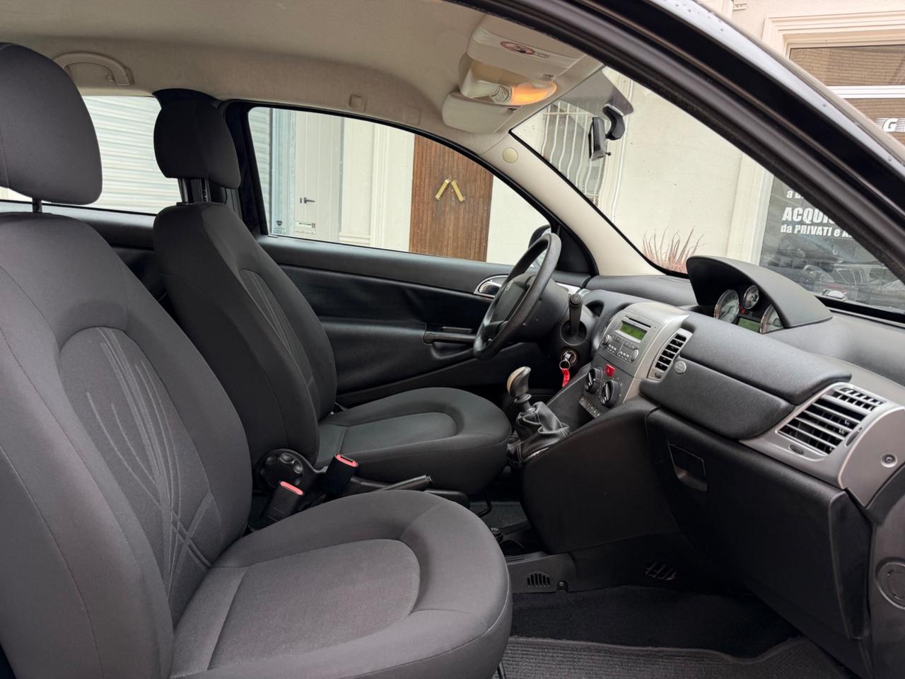 Lancia Ypsilon 1.2 69 CV 2011