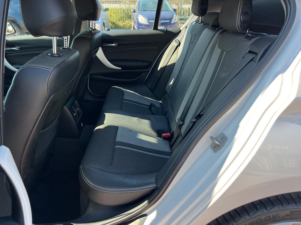 Bmw 116 116d 5p. Urban