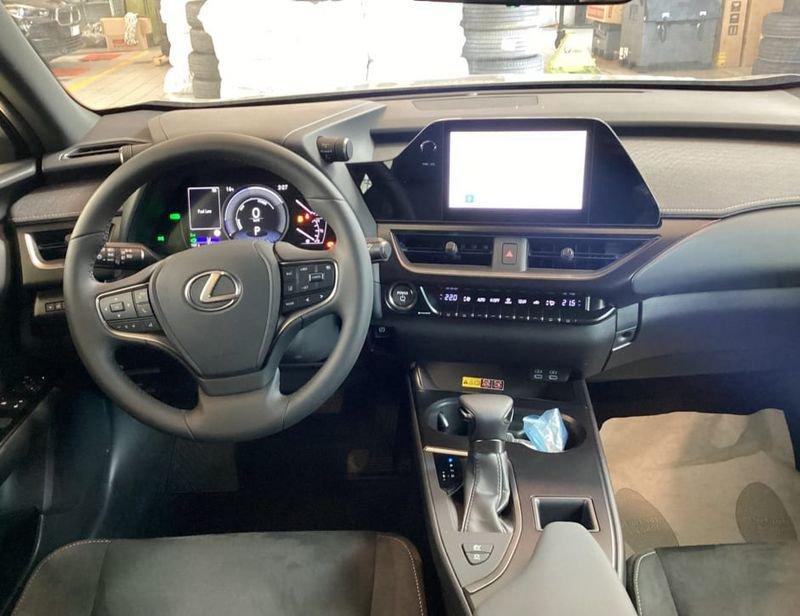 Lexus UX 250h 2WD Urban MY23
