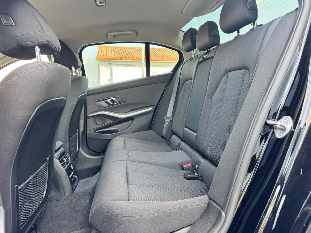 Bmw 320 d 150cv m sport Advantage aut. In garanzia