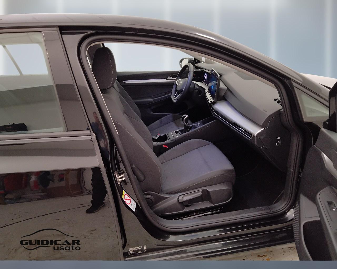VOLKSWAGEN Golf VIII 2024 - Golf 2.0 tdi Life 115cv