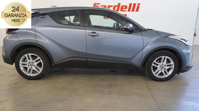 TOYOTA C-HR 1.8 Hybrid E-CVT Business