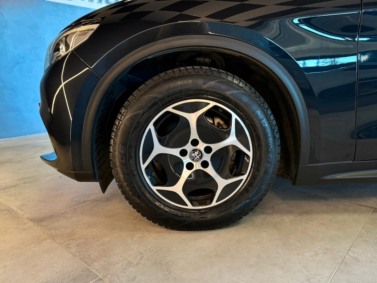 Alfa Romeo Stelvio 2.2 Turbodiesel 160 CV AT8 RWD Business