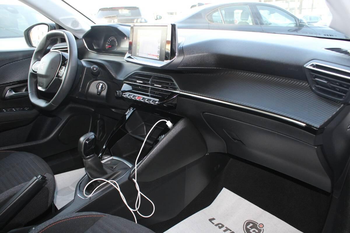 Peugeot 208 1.2 puretech Active Pack s&s 75cv Con NAVIGATORE