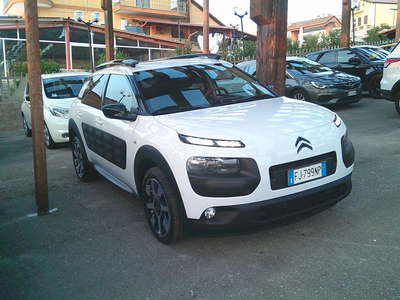 Citroen C4 Cactus BlueHDi 100 Shine