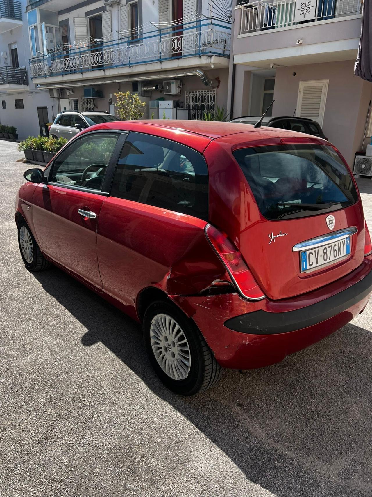 Lancia Ypsilon 1.2 Oro NEOPATENTATI